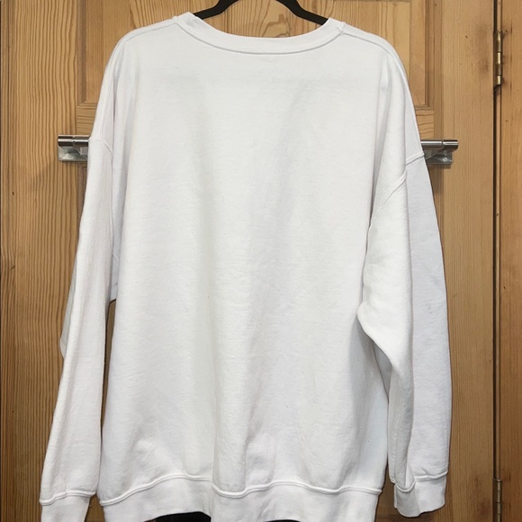 White Sweatshirt with Hockey Saying Prin Oversized Sz XL - Picture 5 of 5